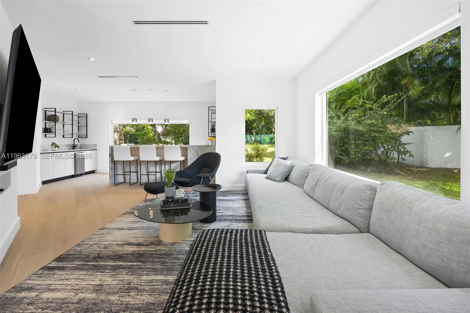 1961 S Oak Haven Cir, Miami, Florida 33179, Miami, Florida 33179, 5 Bedrooms Bedrooms, ,4 BathroomsBathrooms,Residential,For Sale,1961 S Oak Haven Cir, Miami, Florida 33179,A11963179