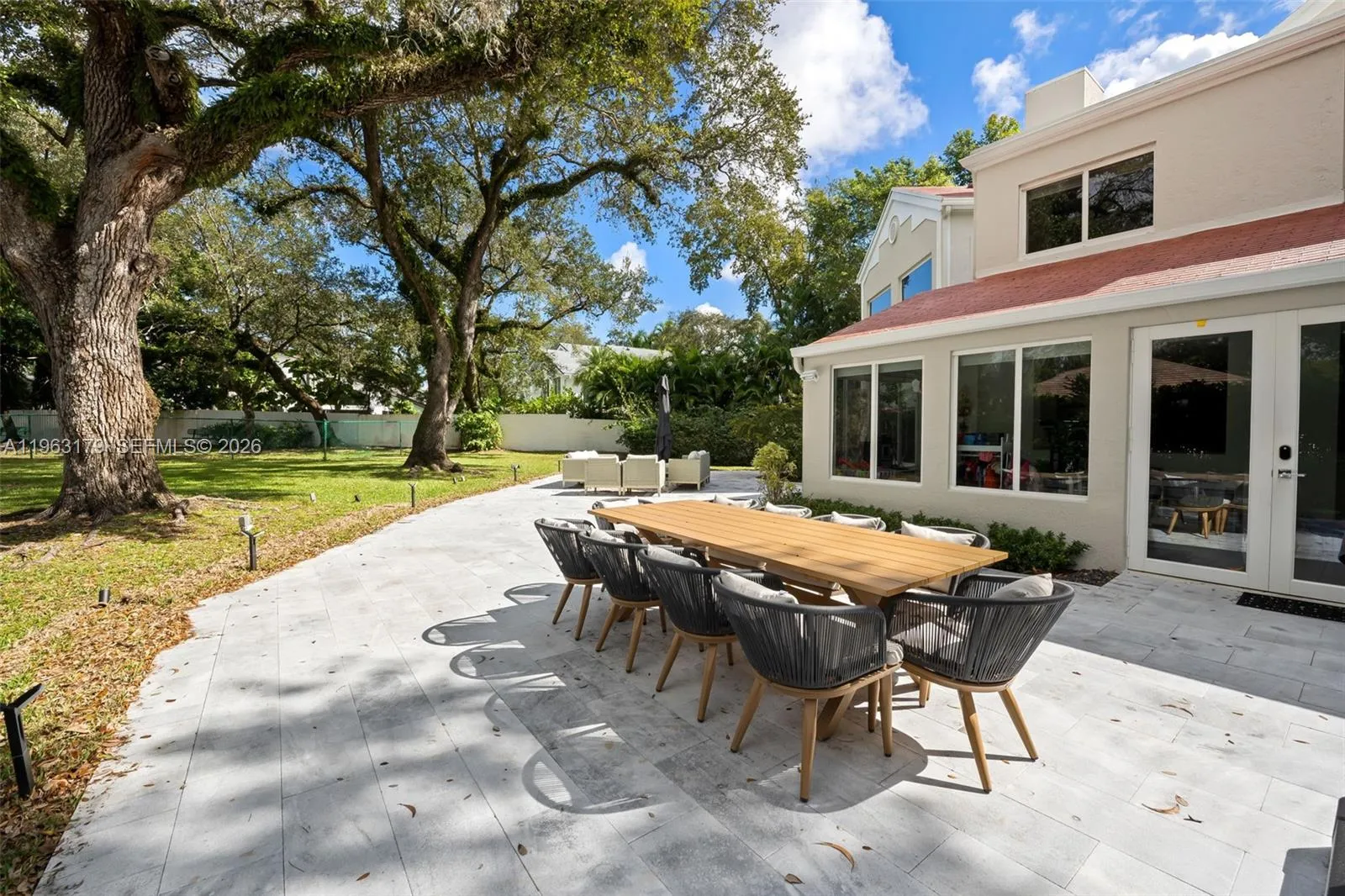 1961 S Oak Haven Cir, Miami, Florida 33179, Miami, Florida 33179, 5 Bedrooms Bedrooms, ,4 BathroomsBathrooms,Residential,For Sale,1961 S Oak Haven Cir, Miami, Florida 33179,A11963179