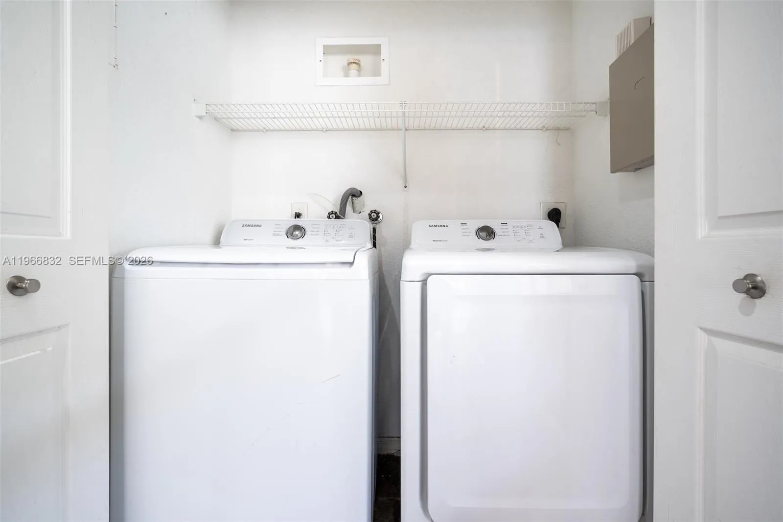 2167 Hacienda Ter, Weston, Florida 33327, Weston, Florida 33327, 4 Bedrooms Bedrooms, ,2 BathroomsBathrooms,Residential,For Sale,2167 Hacienda Ter, Weston, Florida 33327,A11966832