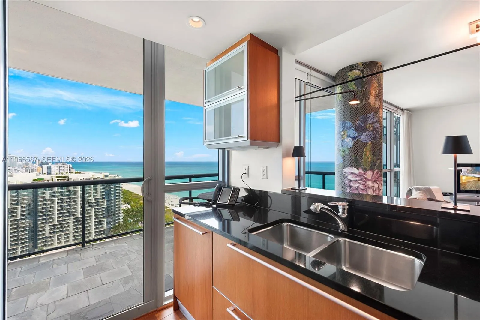 101 20th St 3105, Miami Beach, Florida 33139, Miami Beach, Florida 33139, 1 Bedroom Bedrooms, ,1 BathroomBathrooms,Residential,For Sale,101 20th St 3105, Miami Beach, Florida 33139,A11966587