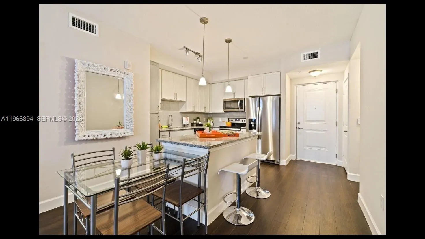 7850 Pasadena Blvd B1, Pembroke Pines, Florida 330, Pembroke Pines, Florida 33024, 2 Bedrooms Bedrooms, ,2 BathroomsBathrooms,Residential Lease,For Rent,7850 Pasadena Blvd B1, Pembroke Pines, Florida 330,A11966894