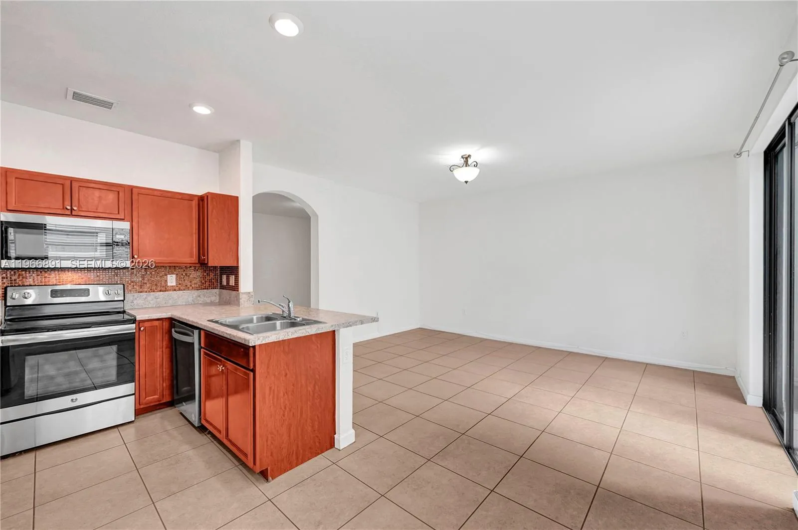 9334 W 33 Way 9334, Hialeah, Florida 33018, Hialeah, Florida 33018, 4 Bedrooms Bedrooms, ,2 BathroomsBathrooms,Residential Lease,For Rent,9334 W 33 Way 9334, Hialeah, Florida 33018,A11966891