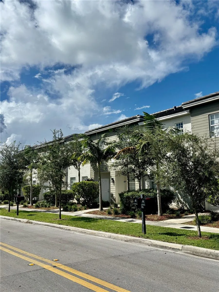 1310 Nw 6th Ave E, Florida City, Florida 33034, Florida City, Florida 33034, 2 Bedrooms Bedrooms, ,2 BathroomsBathrooms,Residential Lease,For Rent,1310 Nw 6th Ave E, Florida City, Florida 33034,A11966922