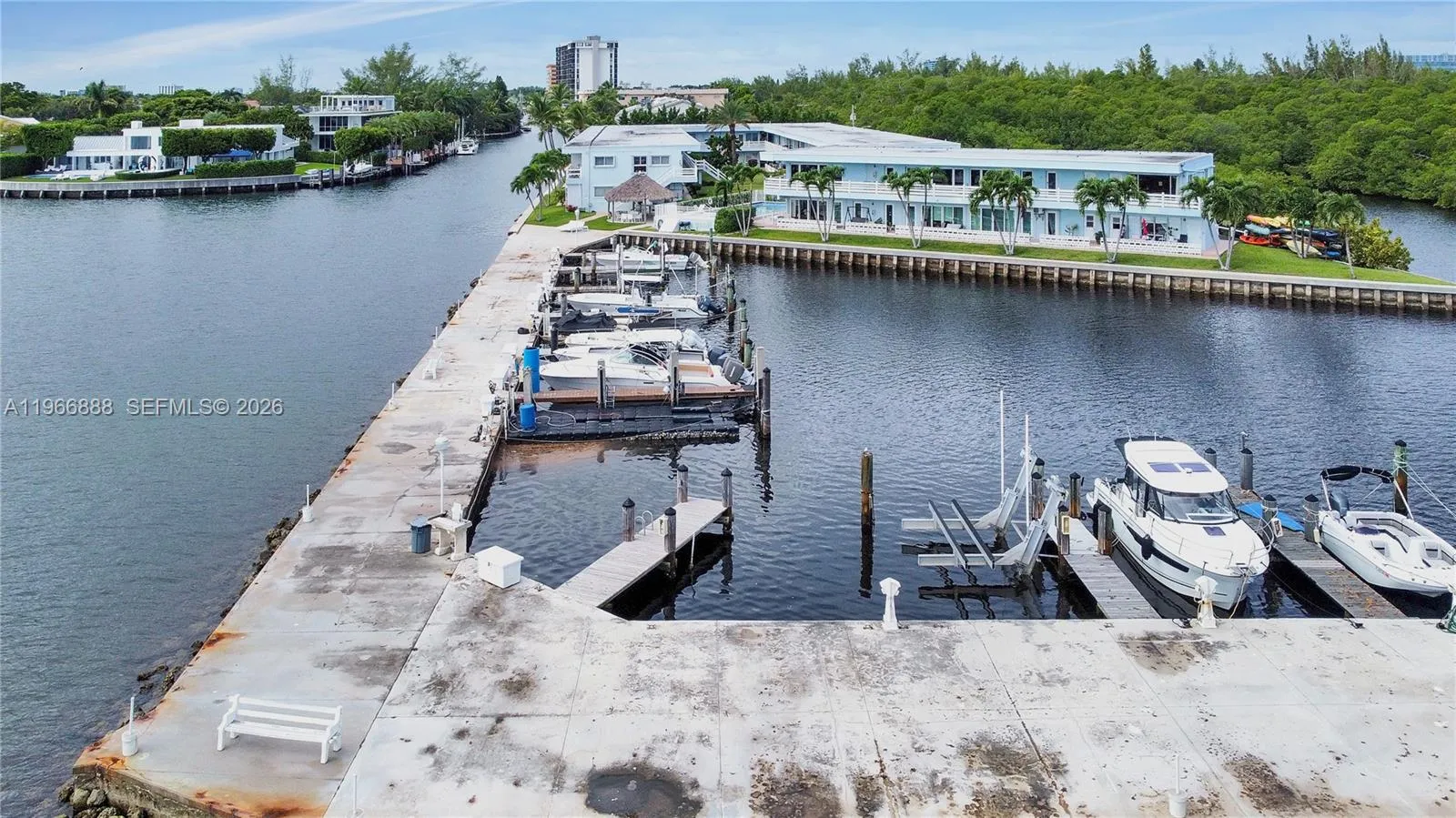 2700 Ne 135th St 12, North Miami, Florida 33181, North Miami, Florida 33181, 1 Bedroom Bedrooms, ,1 BathroomBathrooms,Residential,For Sale,2700 Ne 135th St 12, North Miami, Florida 33181,A11966888