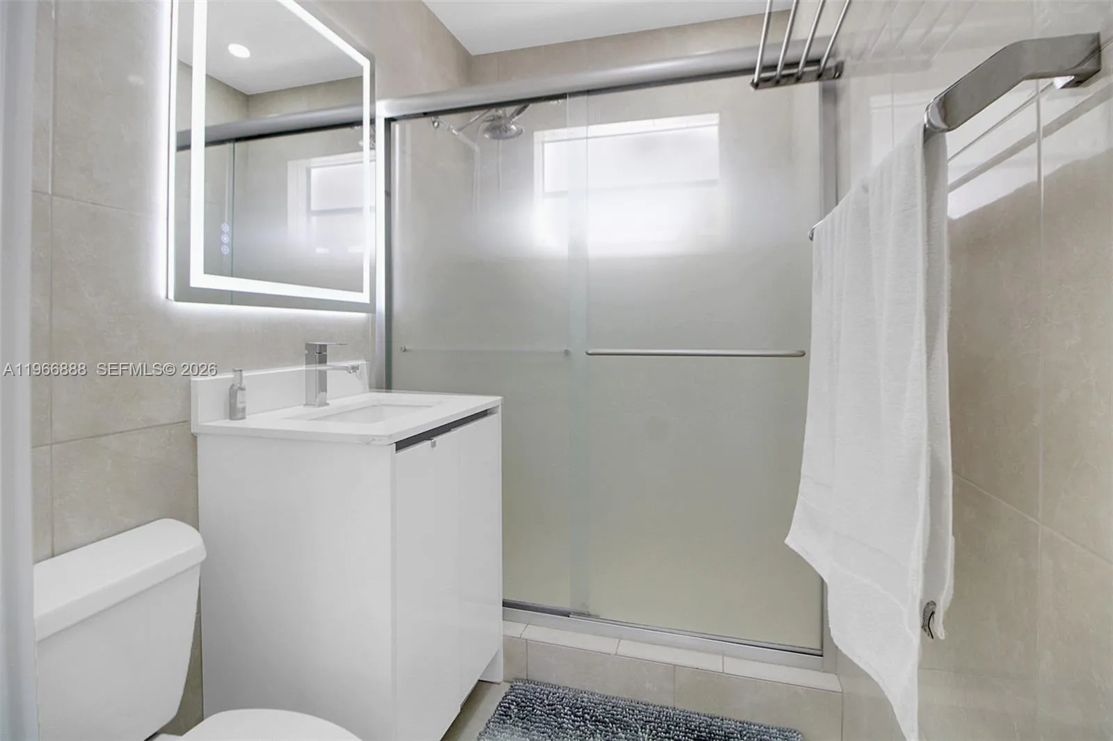 2700 Ne 135th St 12, North Miami, Florida 33181, North Miami, Florida 33181, 1 Bedroom Bedrooms, ,1 BathroomBathrooms,Residential,For Sale,2700 Ne 135th St 12, North Miami, Florida 33181,A11966888