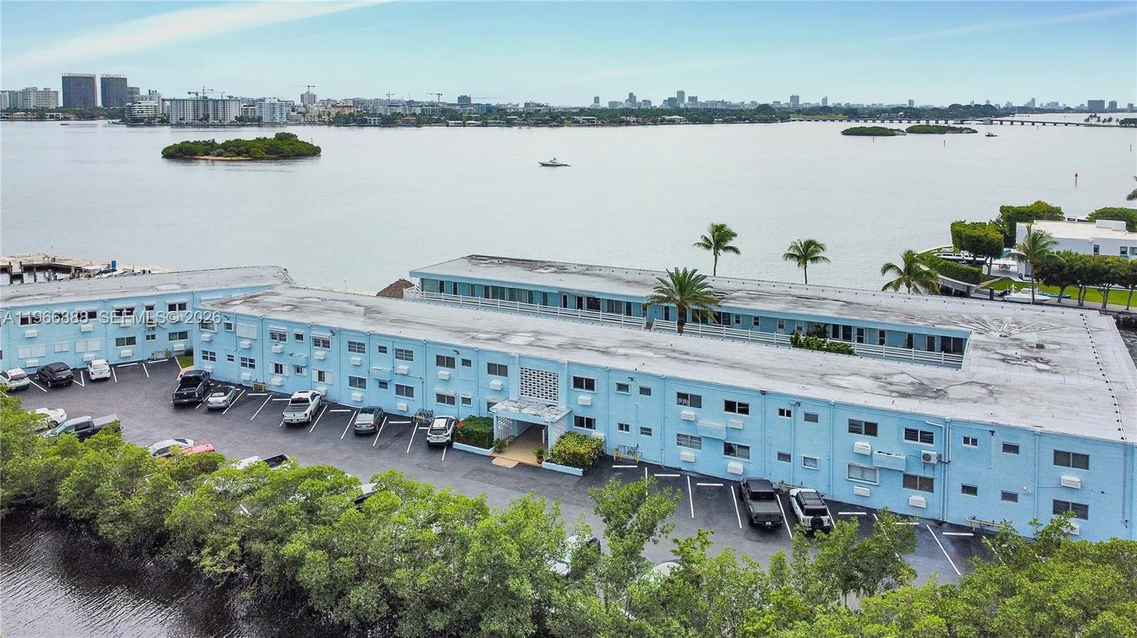 2700 Ne 135th St 12, North Miami, Florida 33181, North Miami, Florida 33181, 1 Bedroom Bedrooms, ,1 BathroomBathrooms,Residential,For Sale,2700 Ne 135th St 12, North Miami, Florida 33181,A11966888