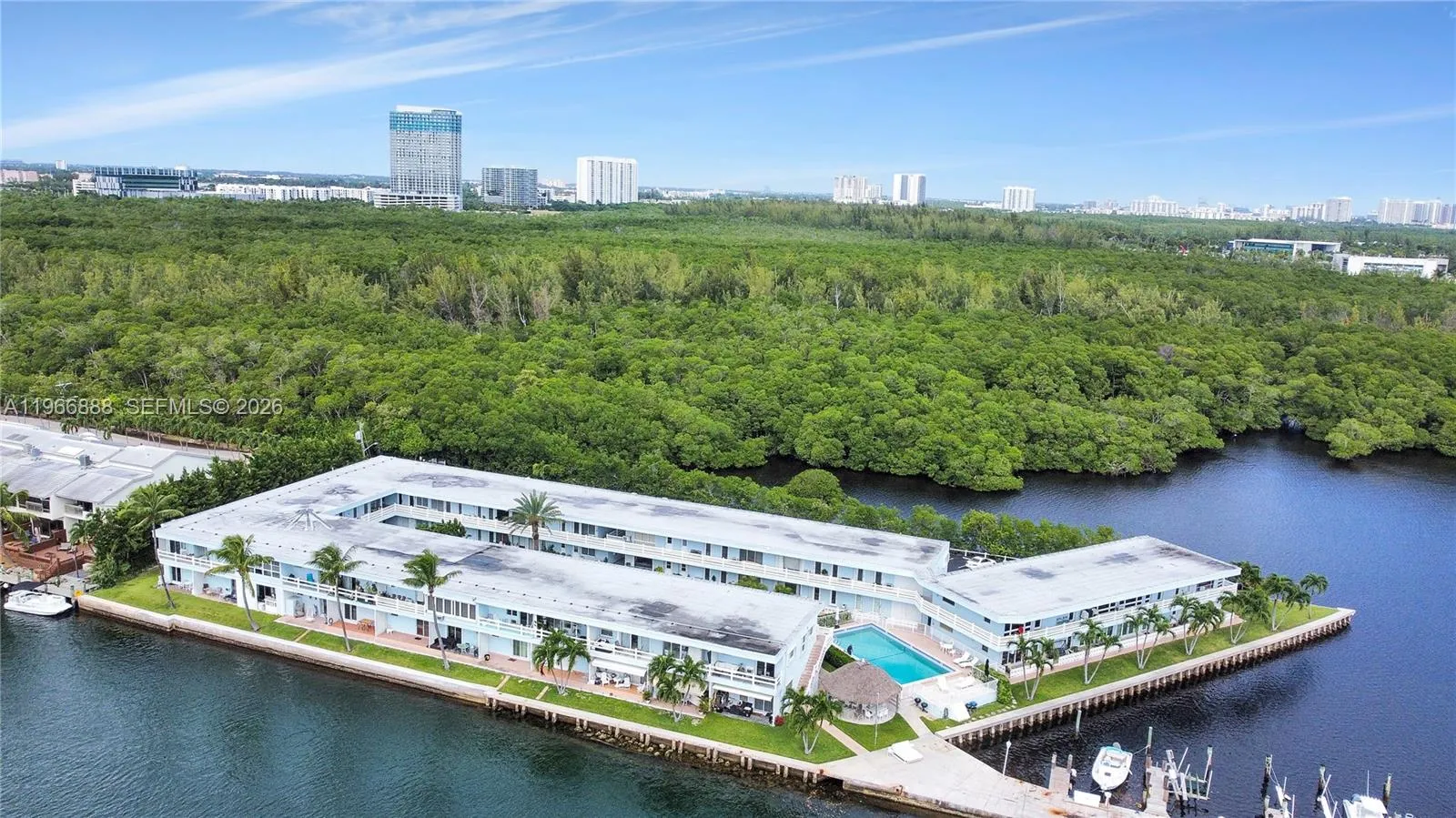 2700 Ne 135th St 12, North Miami, Florida 33181, North Miami, Florida 33181, 1 Bedroom Bedrooms, ,1 BathroomBathrooms,Residential,For Sale,2700 Ne 135th St 12, North Miami, Florida 33181,A11966888