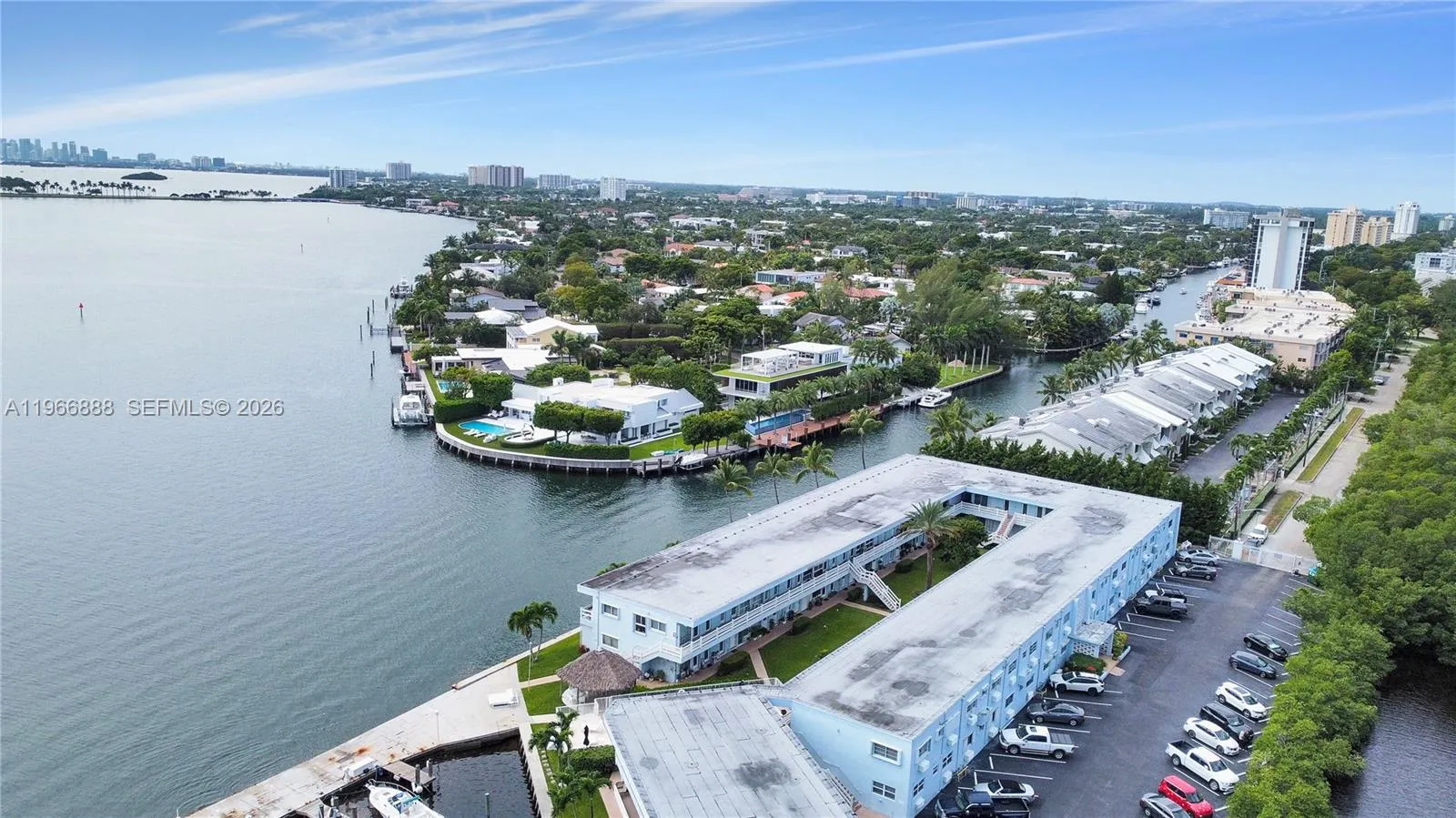 2700 Ne 135th St 12, North Miami, Florida 33181, North Miami, Florida 33181, 1 Bedroom Bedrooms, ,1 BathroomBathrooms,Residential,For Sale,2700 Ne 135th St 12, North Miami, Florida 33181,A11966888