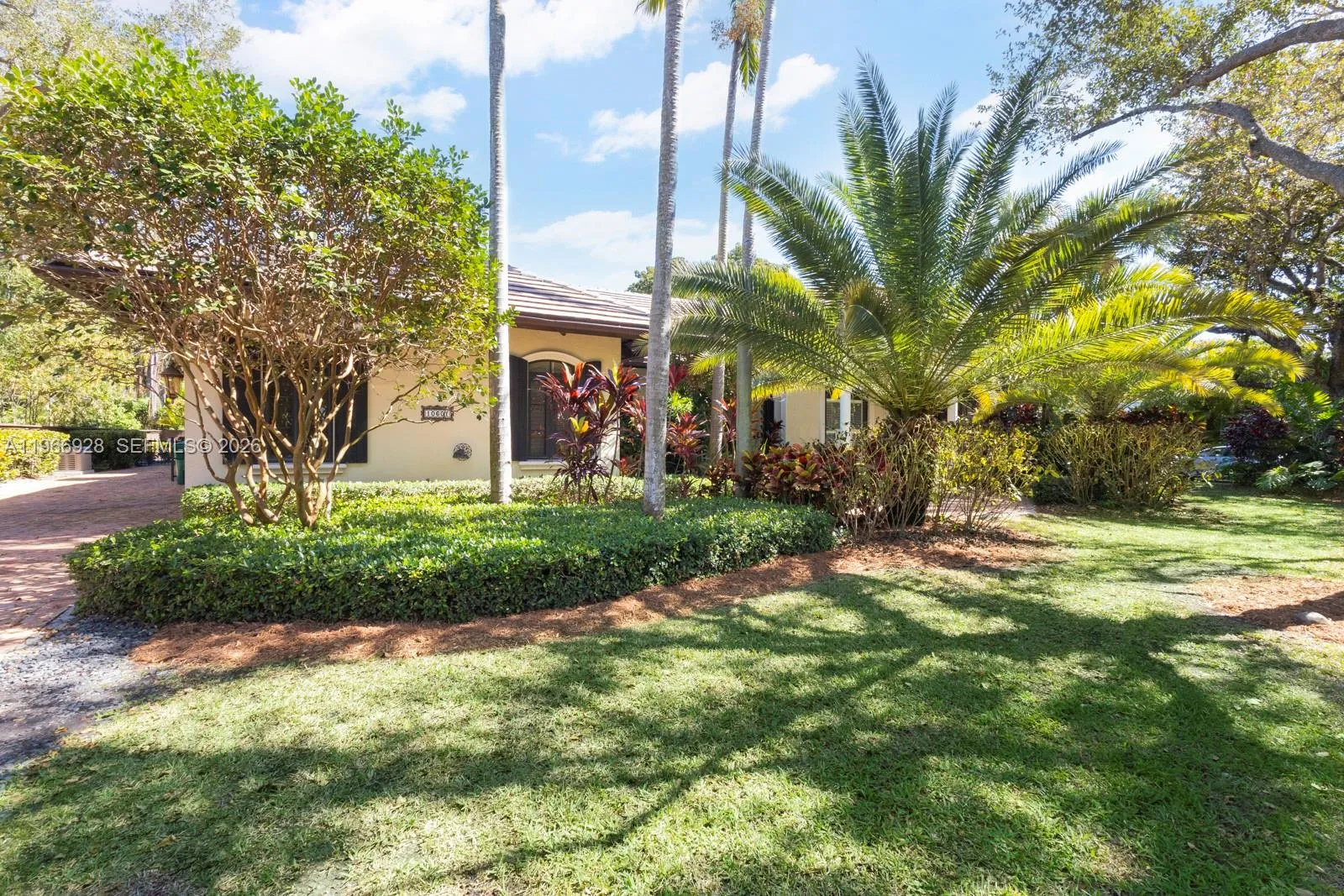 10601 Sw 72nd Ct, Pinecrest, Florida 33156, Pinecrest, Florida 33156, 5 Bedrooms Bedrooms, ,5 BathroomsBathrooms,Residential,For Sale,10601 Sw 72nd Ct, Pinecrest, Florida 33156,A11966928