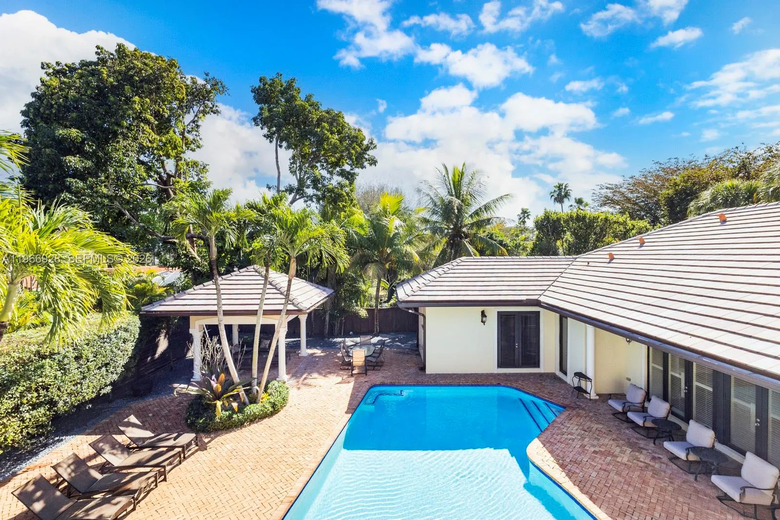 10601 Sw 72nd Ct, Pinecrest, Florida 33156, Pinecrest, Florida 33156, 5 Bedrooms Bedrooms, ,5 BathroomsBathrooms,Residential,For Sale,10601 Sw 72nd Ct, Pinecrest, Florida 33156,A11966928