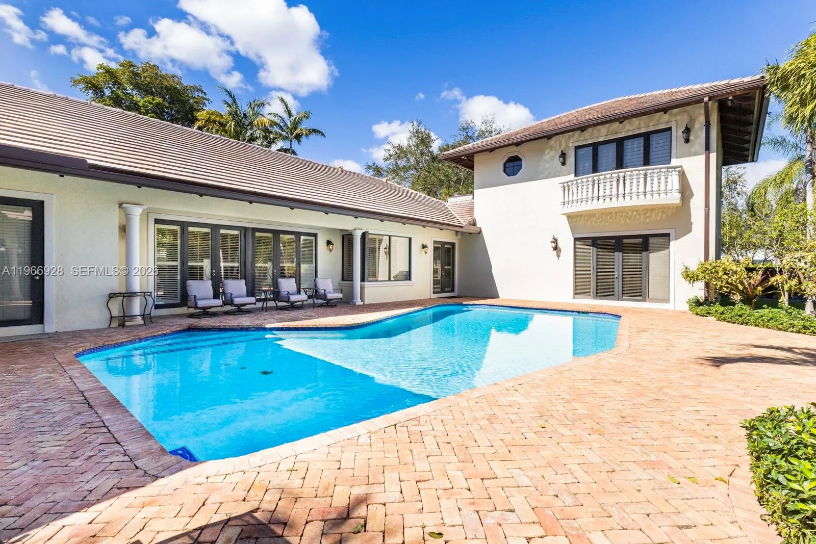 10601 Sw 72nd Ct, Pinecrest, Florida 33156, Pinecrest, Florida 33156, 5 Bedrooms Bedrooms, ,5 BathroomsBathrooms,Residential,For Sale,10601 Sw 72nd Ct, Pinecrest, Florida 33156,A11966928