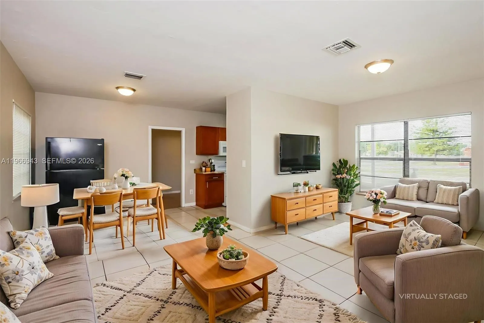 3010 Nw 187th St, Miami Gardens, Florida 33056, Miami Gardens, Florida 33056, 3 Bedrooms Bedrooms, ,2 BathroomsBathrooms,Residential Lease,For Rent,3010 Nw 187th St, Miami Gardens, Florida 33056,A11966943