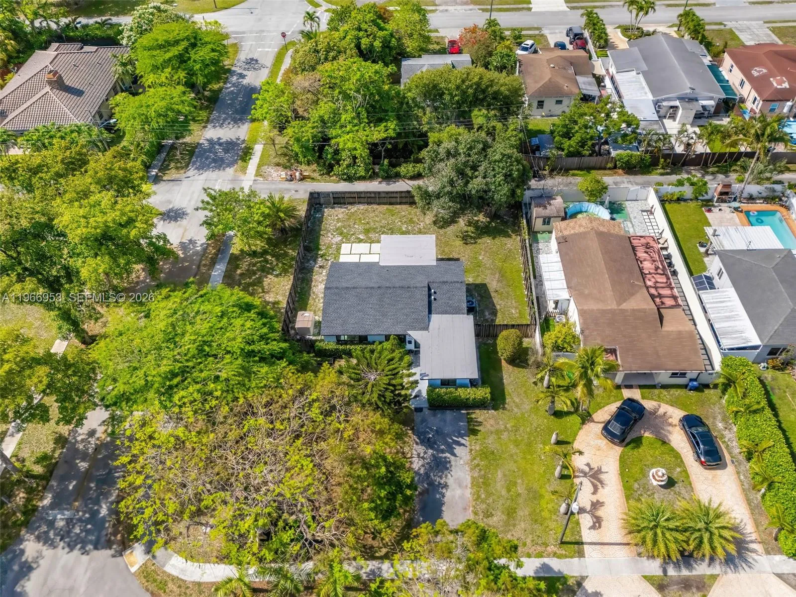 1998 Ne 180th St, North Miami Beach, Florida 33162, North Miami Beach, Florida 33162, 3 Bedrooms Bedrooms, ,2 BathroomsBathrooms,Residential,For Sale,1998 Ne 180th St, North Miami Beach, Florida 33162,A11966953