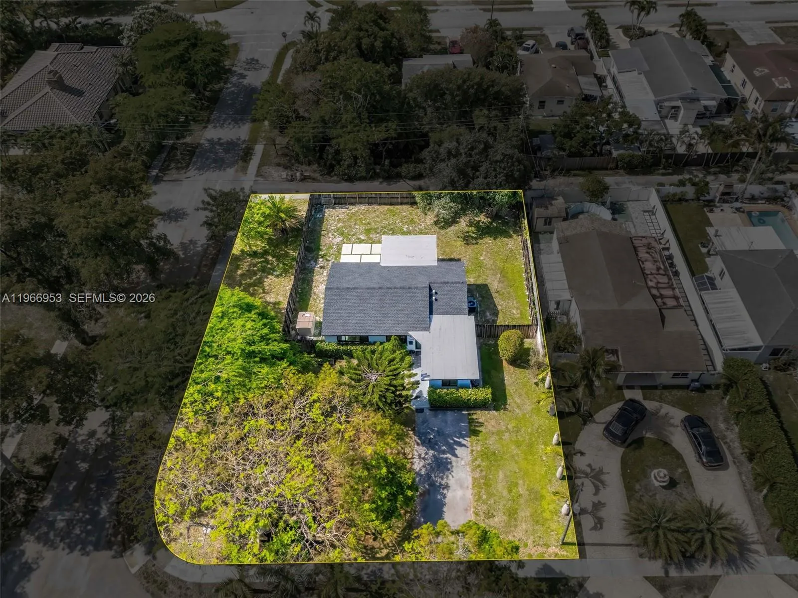 1998 Ne 180th St, North Miami Beach, Florida 33162, North Miami Beach, Florida 33162, 3 Bedrooms Bedrooms, ,2 BathroomsBathrooms,Residential,For Sale,1998 Ne 180th St, North Miami Beach, Florida 33162,A11966953