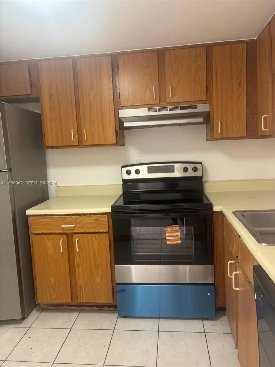 19715 Sw 114th Ave 352, Miami, Florida 33157, Miami, Florida 33157, 2 Bedrooms Bedrooms, ,2 BathroomsBathrooms,Residential Lease,For Rent,19715 Sw 114th Ave 352, Miami, Florida 33157,A11966962