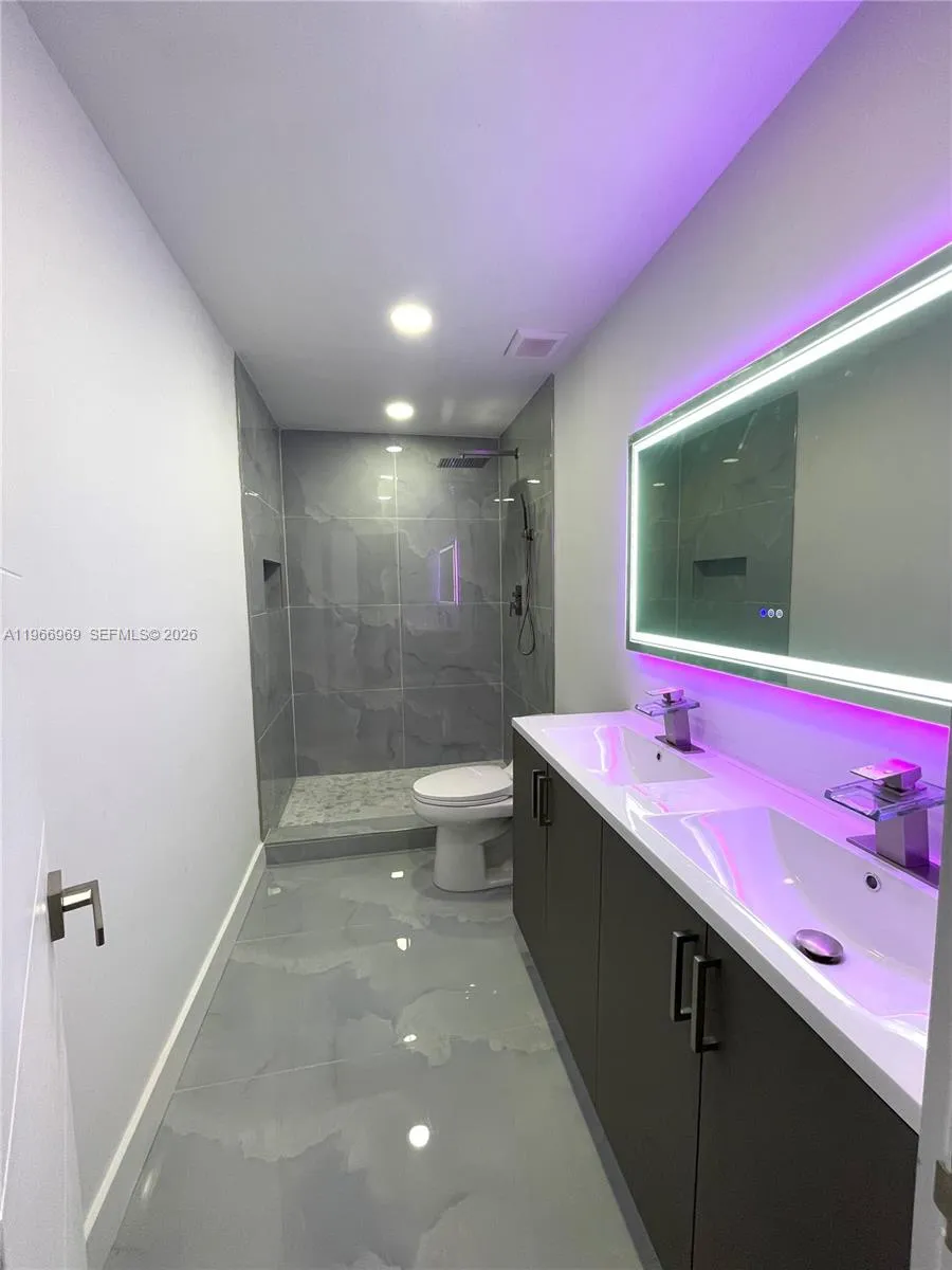 860 Se 9th Ct, Hialeah, Florida 33010, Hialeah, Florida 33010, ,Residential Income,For Sale,860 Se 9th Ct, Hialeah, Florida 33010,A11966969