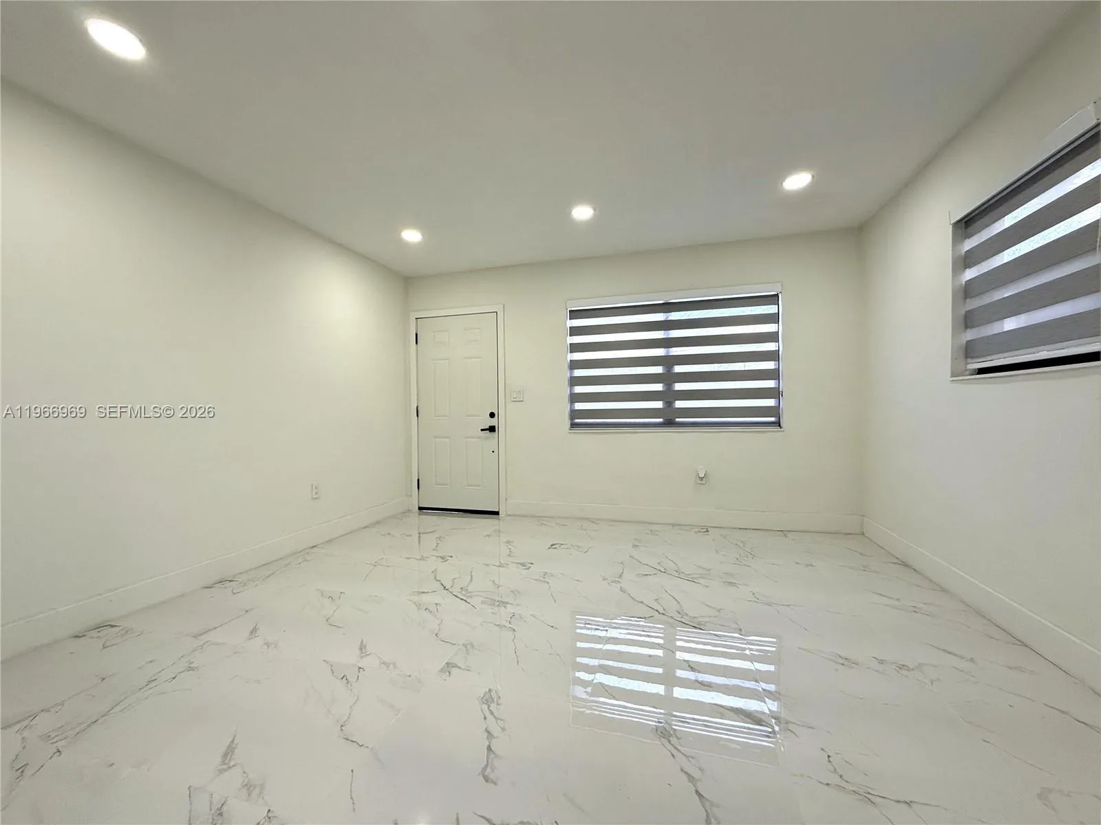860 Se 9th Ct, Hialeah, Florida 33010, Hialeah, Florida 33010, ,Residential Income,For Sale,860 Se 9th Ct, Hialeah, Florida 33010,A11966969