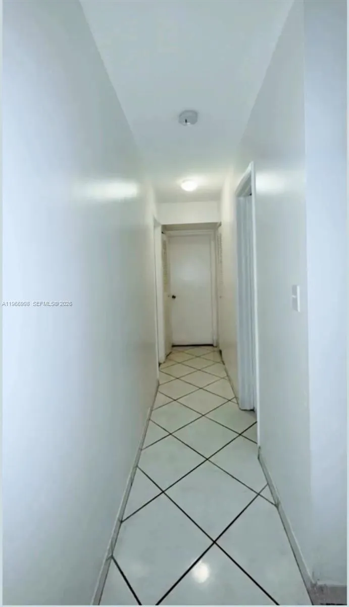 660 W Park Dr 1-201, Miami, Florida 33172, Miami, Florida 33172, 2 Bedrooms Bedrooms, ,2 BathroomsBathrooms,Residential Lease,For Rent,660 W Park Dr 1-201, Miami, Florida 33172,A11966998