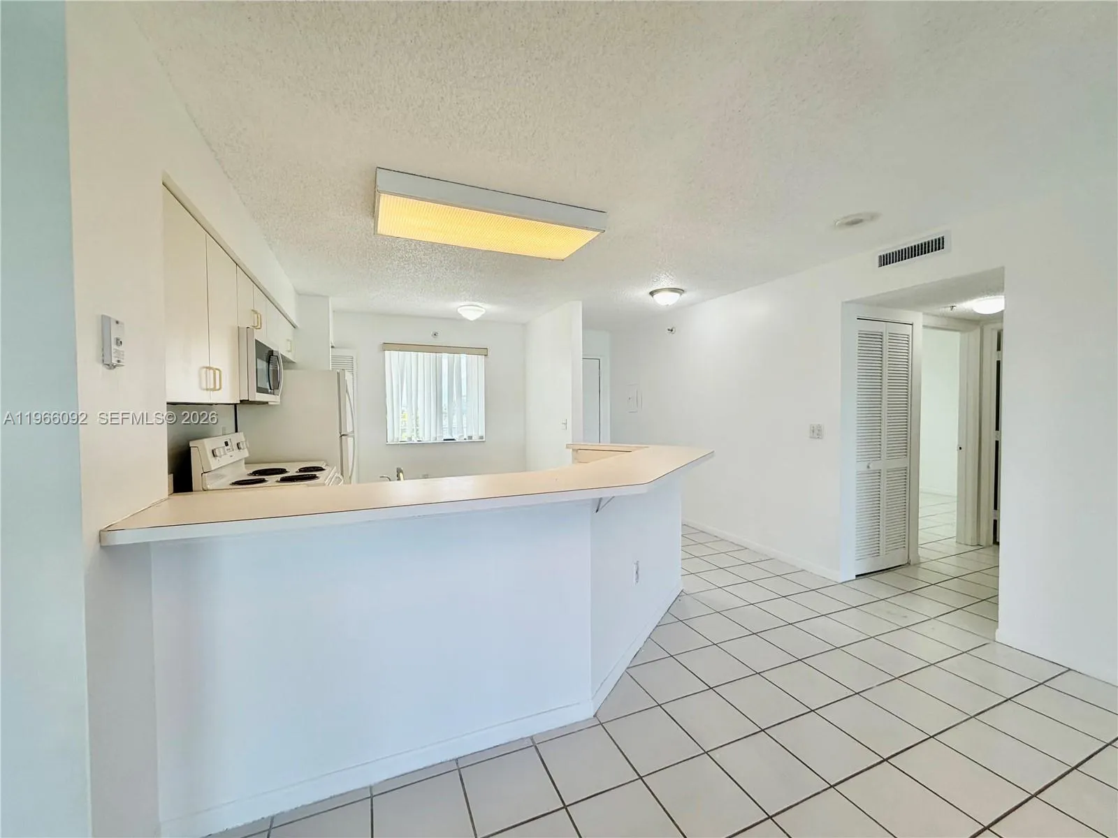 2334 S Cypress Bend Dr 505, Pompano Beach, Florida, Pompano Beach, Florida 33069, 2 Bedrooms Bedrooms, ,2 BathroomsBathrooms,Residential,For Sale,2334 S Cypress Bend Dr 505, Pompano Beach, Florida,A11966092