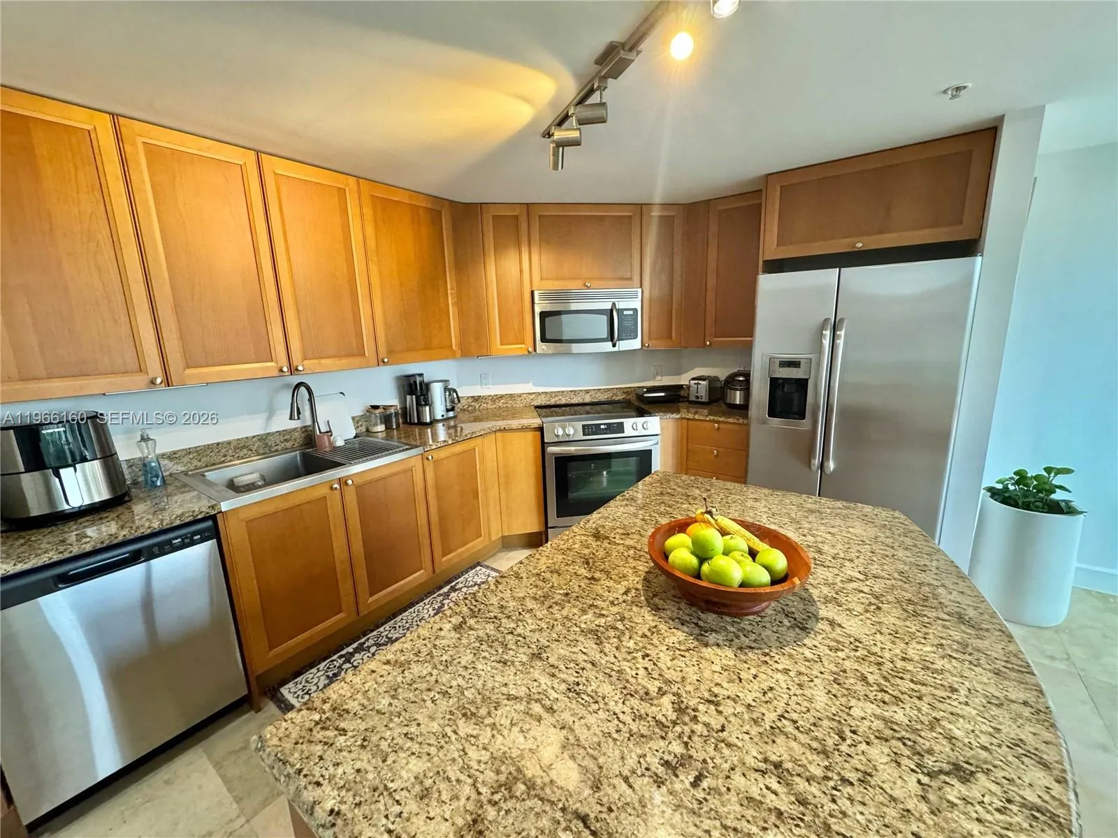 55 Merrick Way 831, Coral Gables, Florida 33134, Coral Gables, Florida 33134, 3 Bedrooms Bedrooms, ,2 BathroomsBathrooms,Residential,For Sale,55 Merrick Way 831, Coral Gables, Florida 33134,A11966160