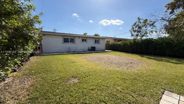 9221 Sw 39th St, Miami, Florida 33165, Miami, Florida 33165, ,Residential Income,For Sale,9221 Sw 39th St, Miami, Florida 33165,A11966168