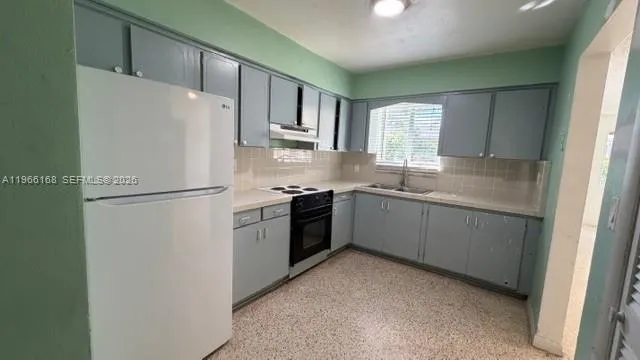 9221 Sw 39th St, Miami, Florida 33165, Miami, Florida 33165, ,Residential Income,For Sale,9221 Sw 39th St, Miami, Florida 33165,A11966168