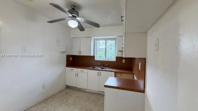 9221 Sw 39th St, Miami, Florida 33165, Miami, Florida 33165, ,Residential Income,For Sale,9221 Sw 39th St, Miami, Florida 33165,A11966168