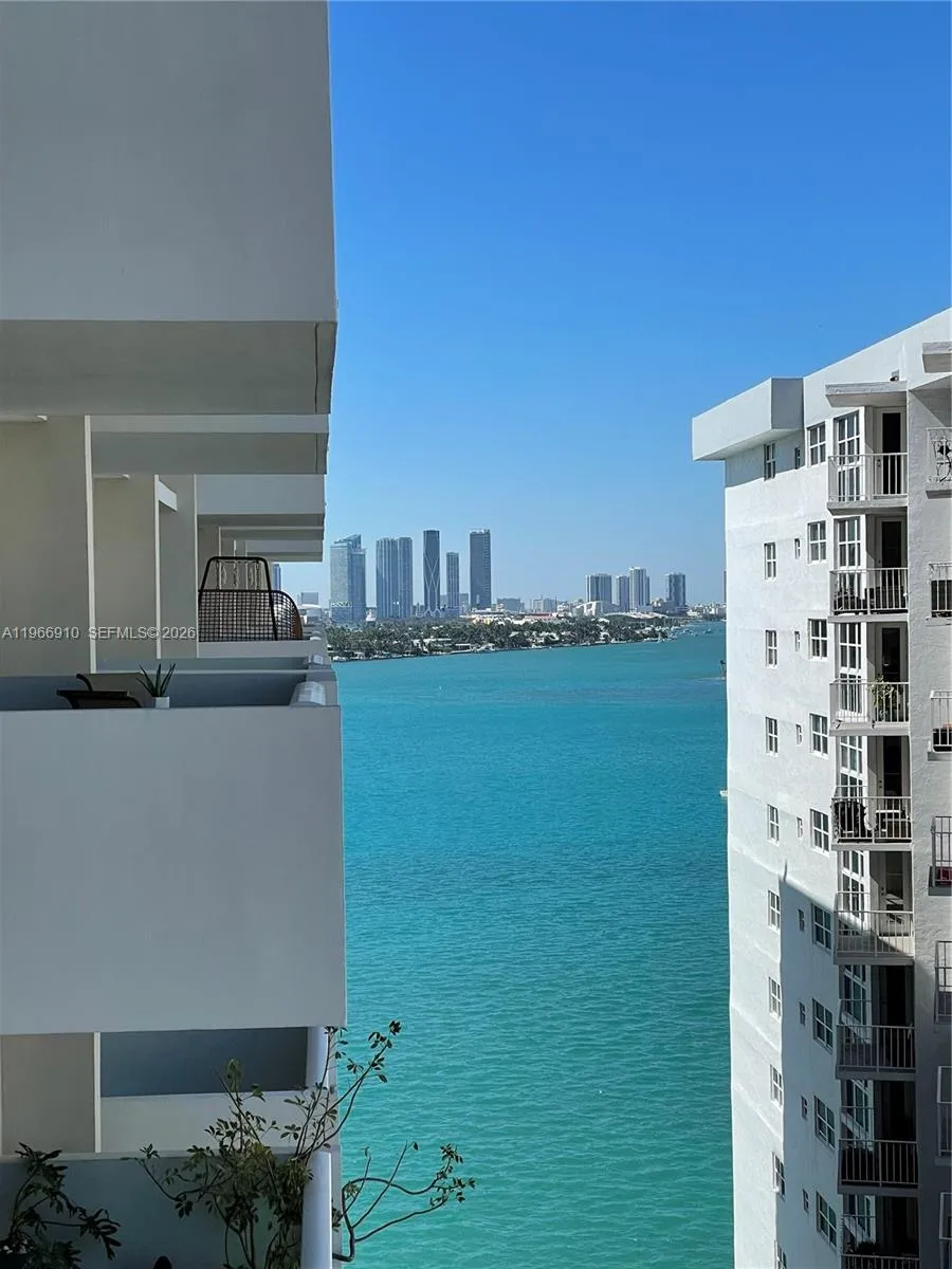 1200 West Ave 1418, Miami Beach, Florida 33139, Miami Beach, Florida 33139, 1 Bedroom Bedrooms, ,1 BathroomBathrooms,Residential Lease,For Rent,1200 West Ave 1418, Miami Beach, Florida 33139,A11966910