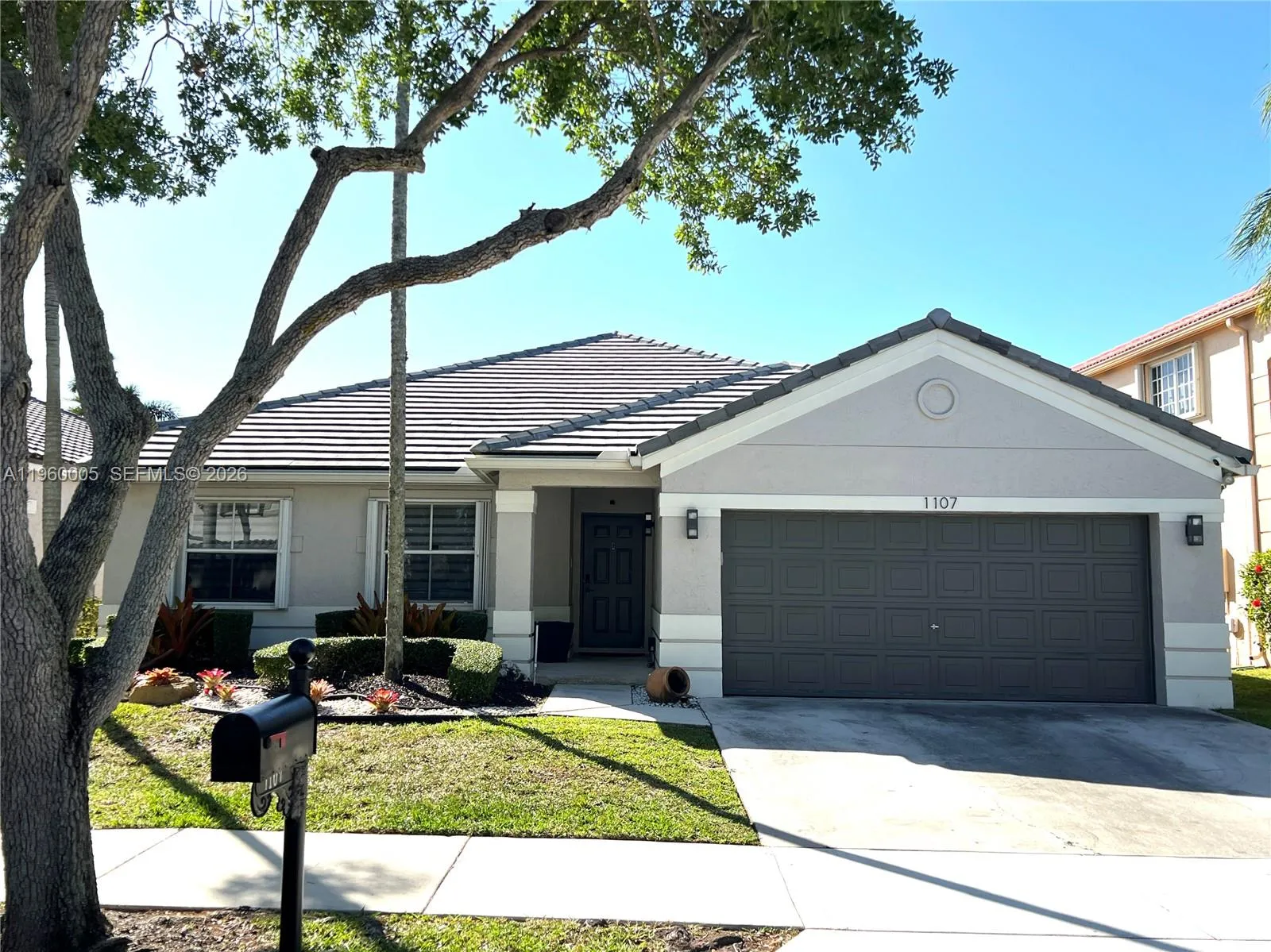 1107 Fairfield Meadows Dr, Weston, Florida 33327, Weston, Florida 33327, 3 Bedrooms Bedrooms, ,2 BathroomsBathrooms,Residential,For Sale,1107 Fairfield Meadows Dr, Weston, Florida 33327,A11960005