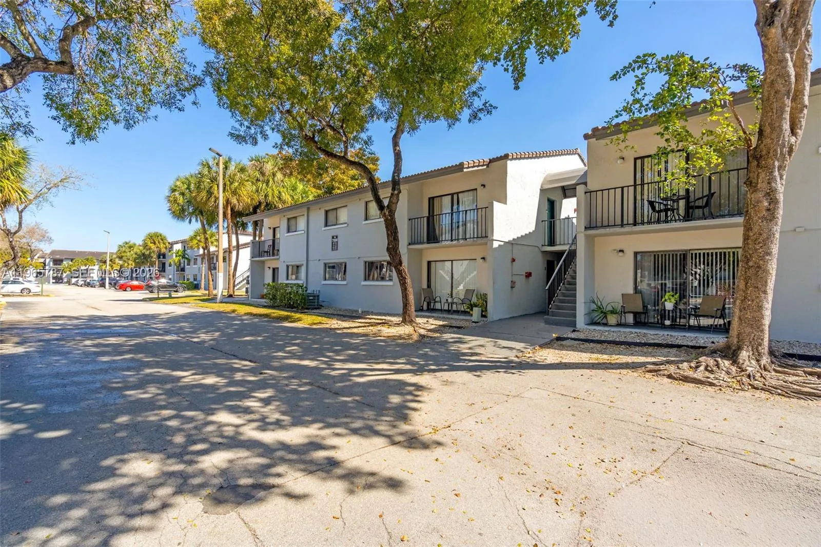 7060 Nw 179th St 210, Hialeah, Florida 33015, Hialeah, Florida 33015, 2 Bedrooms Bedrooms, ,2 BathroomsBathrooms,Residential,For Sale,7060 Nw 179th St 210, Hialeah, Florida 33015,A11965787