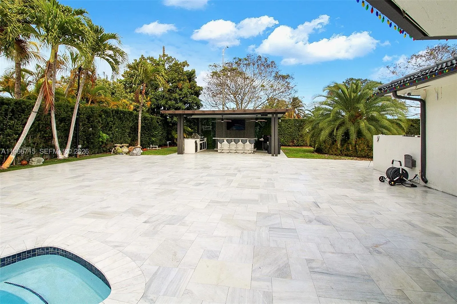 Miami, Florida 33175, Miami, Florida 33175, 5 Bedrooms Bedrooms, ,5 BathroomsBathrooms,Residential,For Sale, Miami, Florida 33175,A11966715