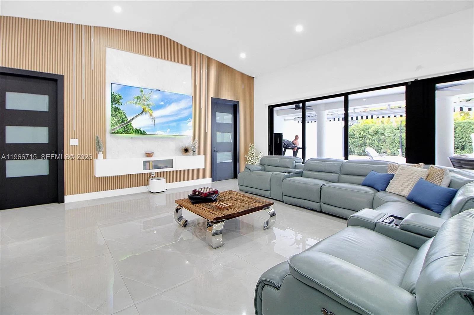Miami, Florida 33175, Miami, Florida 33175, 5 Bedrooms Bedrooms, ,5 BathroomsBathrooms,Residential,For Sale, Miami, Florida 33175,A11966715