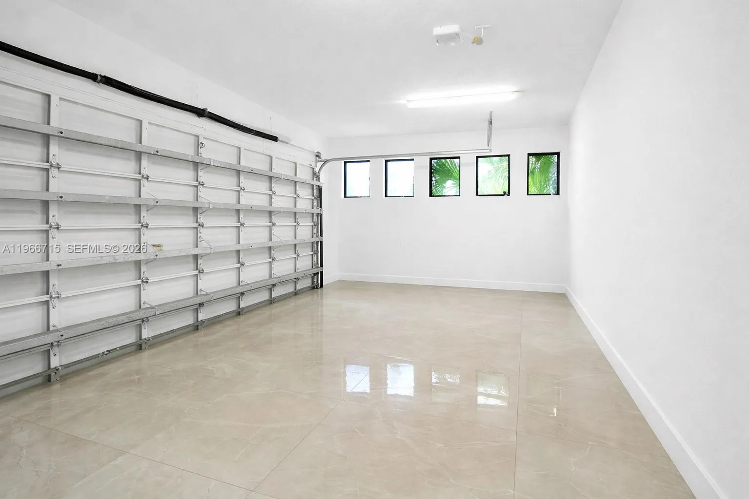 Miami, Florida 33175, Miami, Florida 33175, 5 Bedrooms Bedrooms, ,5 BathroomsBathrooms,Residential,For Sale, Miami, Florida 33175,A11966715