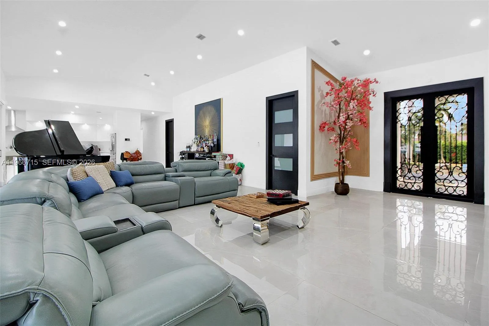 Miami, Florida 33175, Miami, Florida 33175, 5 Bedrooms Bedrooms, ,5 BathroomsBathrooms,Residential,For Sale, Miami, Florida 33175,A11966715