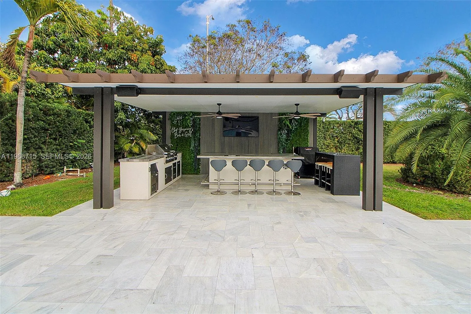 Miami, Florida 33175, Miami, Florida 33175, 5 Bedrooms Bedrooms, ,5 BathroomsBathrooms,Residential,For Sale, Miami, Florida 33175,A11966715