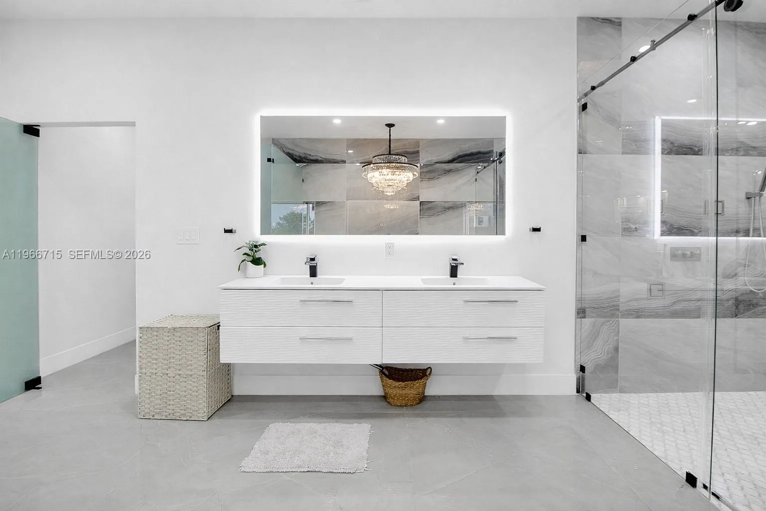 Miami, Florida 33175, Miami, Florida 33175, 5 Bedrooms Bedrooms, ,5 BathroomsBathrooms,Residential,For Sale, Miami, Florida 33175,A11966715