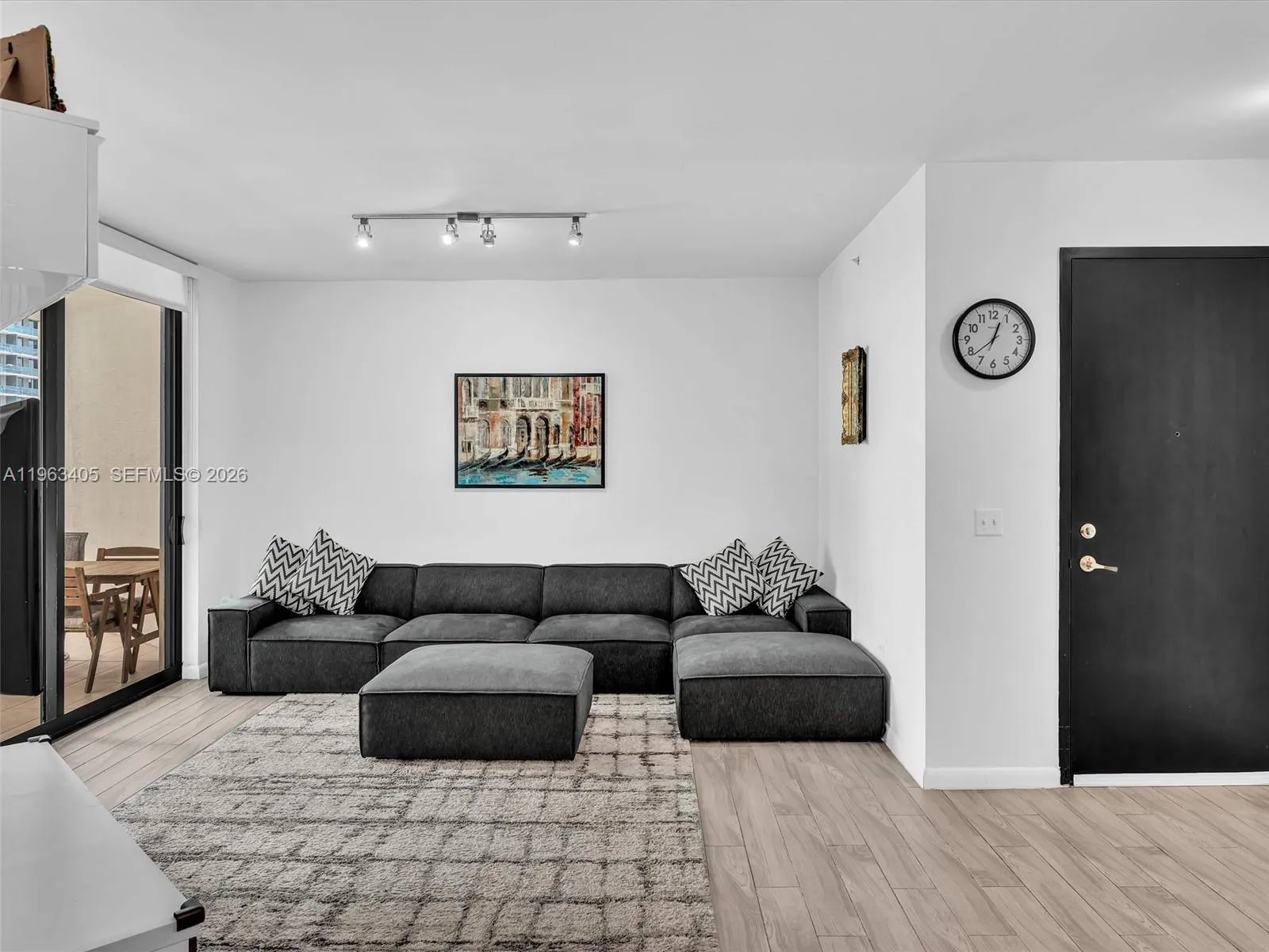 999 Sw 1st Ave 1201, Miami, Florida 33130, Miami, Florida 33130, 1 Bedroom Bedrooms, ,1 BathroomBathrooms,Residential,For Sale,999 Sw 1st Ave 1201, Miami, Florida 33130,A11963405