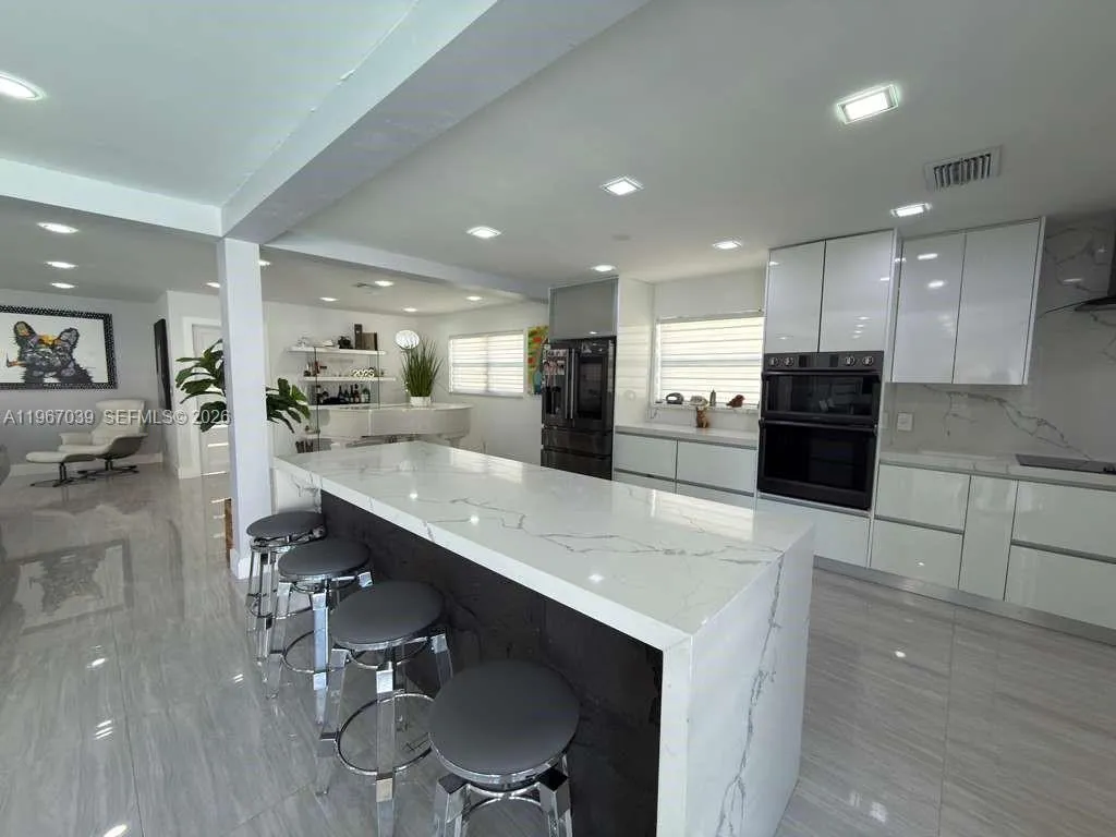 4801 W Park Rd, Hollywood, Florida 33021, Hollywood, Florida 33021, 3 Bedrooms Bedrooms, ,2 BathroomsBathrooms,Residential Lease,For Rent,4801 W Park Rd, Hollywood, Florida 33021,A11967039