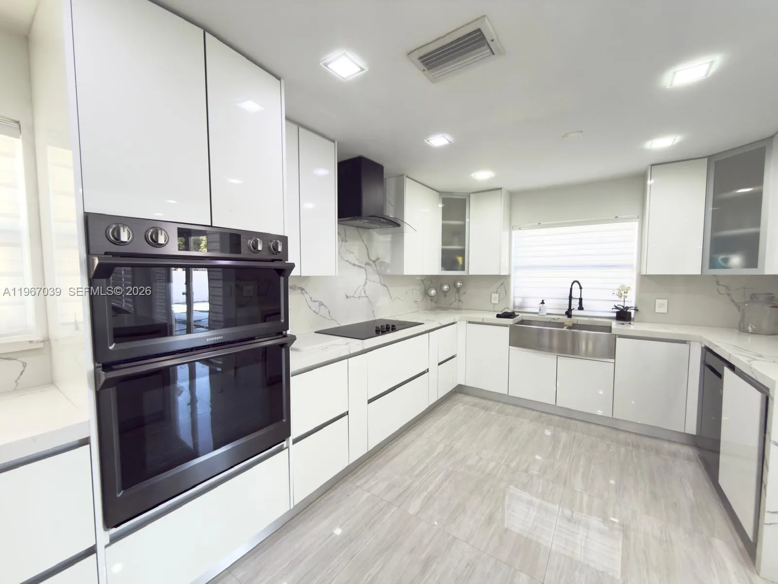 4801 W Park Rd, Hollywood, Florida 33021, Hollywood, Florida 33021, 3 Bedrooms Bedrooms, ,2 BathroomsBathrooms,Residential Lease,For Rent,4801 W Park Rd, Hollywood, Florida 33021,A11967039