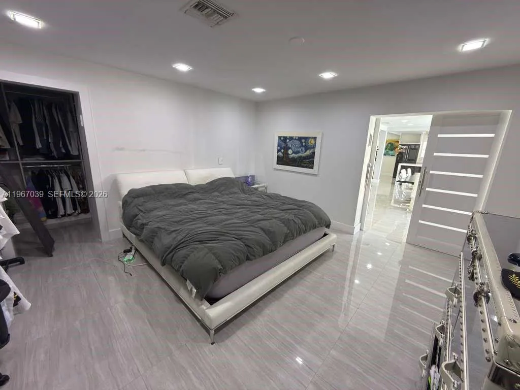 4801 W Park Rd, Hollywood, Florida 33021, Hollywood, Florida 33021, 3 Bedrooms Bedrooms, ,2 BathroomsBathrooms,Residential Lease,For Rent,4801 W Park Rd, Hollywood, Florida 33021,A11967039