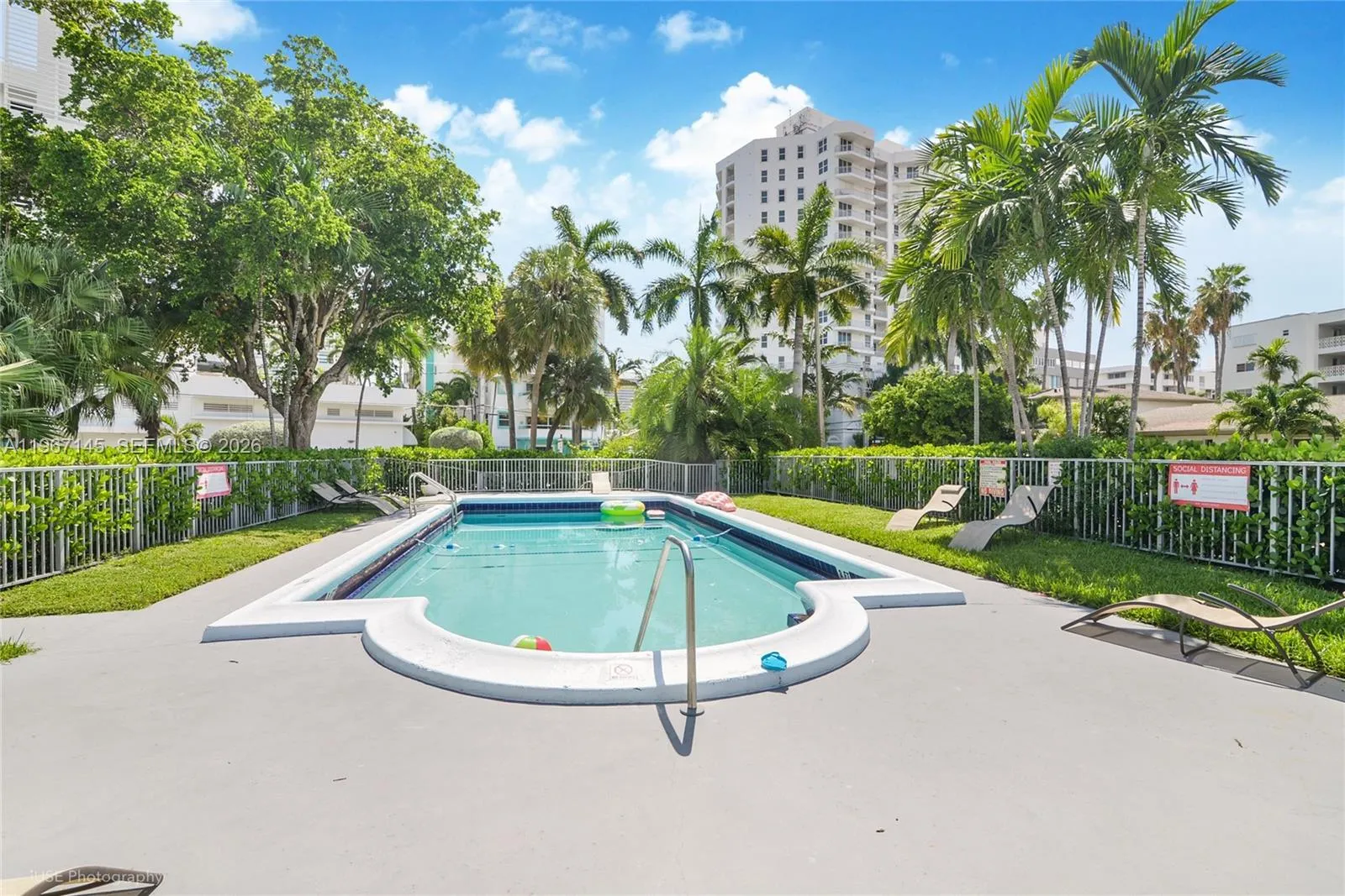 9800 E Bay Harbor Dr 9, Bay Harbor Islands, Florid, Bay Harbor Islands, Florida 33154, 1 Bedroom Bedrooms, ,1 BathroomBathrooms,Residential Lease,For Rent,9800 E Bay Harbor Dr 9, Bay Harbor Islands, Florid,A11967145
