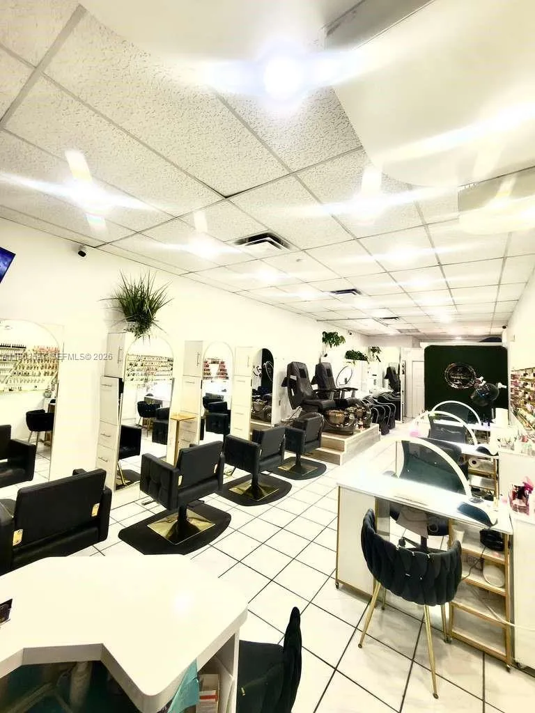 Beauty Salon Flagler St, Miami, Florida 33144, Miami, Florida 33144, ,Business Opportunity,For Sale,Beauty Salon Flagler St, Miami, Florida 33144,A11963527
