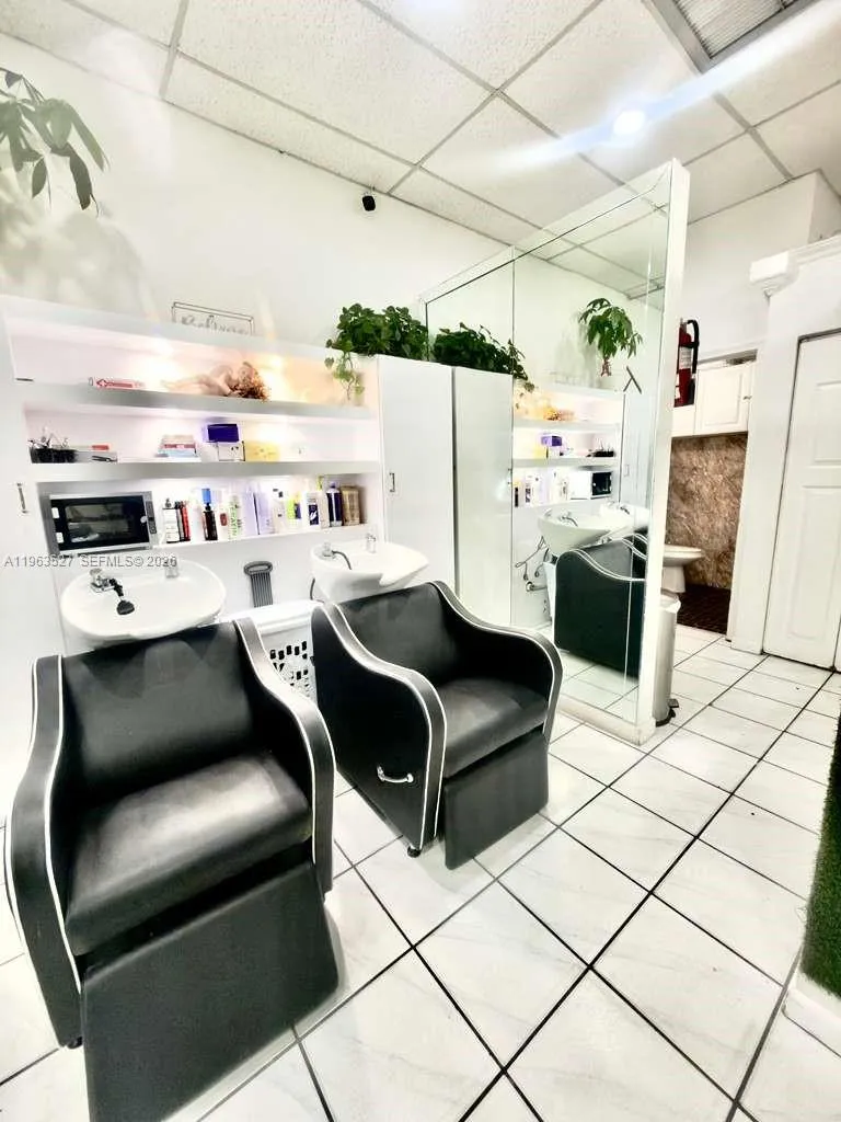 Beauty Salon Flagler St, Miami, Florida 33144, Miami, Florida 33144, ,Business Opportunity,For Sale,Beauty Salon Flagler St, Miami, Florida 33144,A11963527