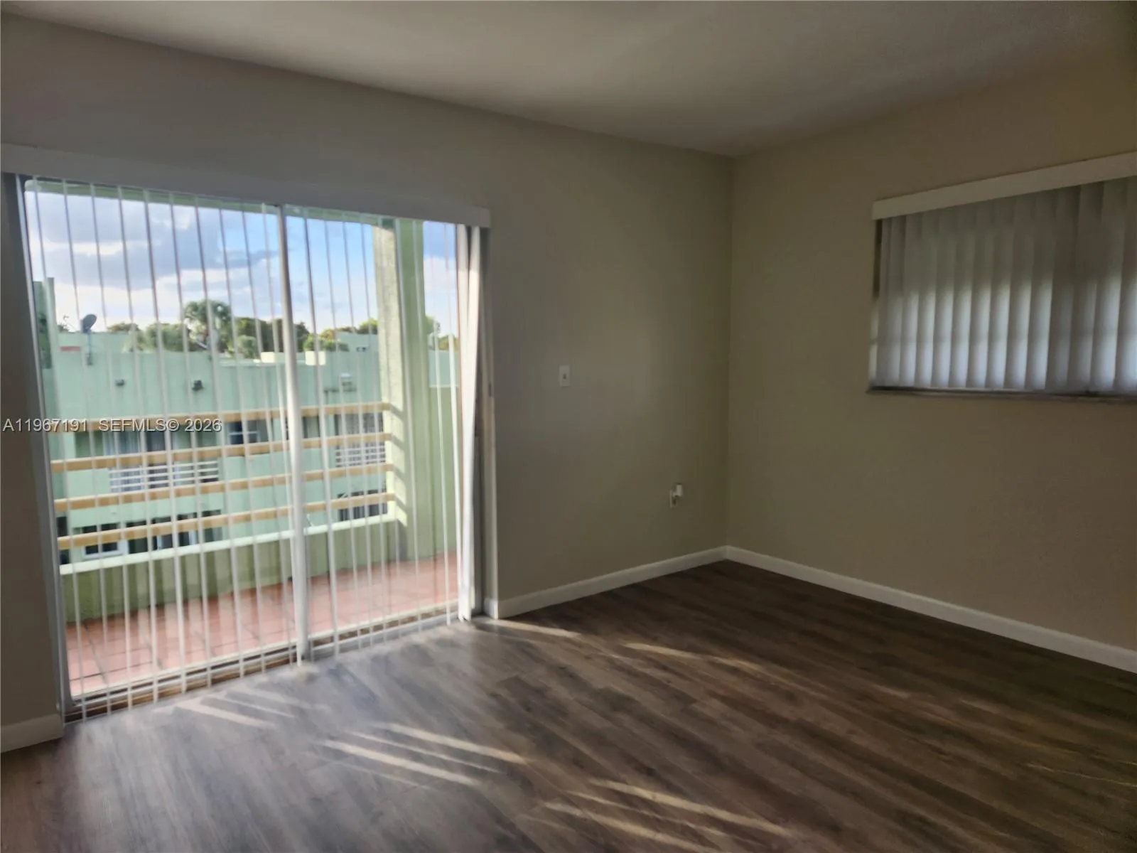 Miami, Florida 33172, 2 Bedrooms Bedrooms, ,2 BathroomsBathrooms,Residential Lease,For Rent,A11967191