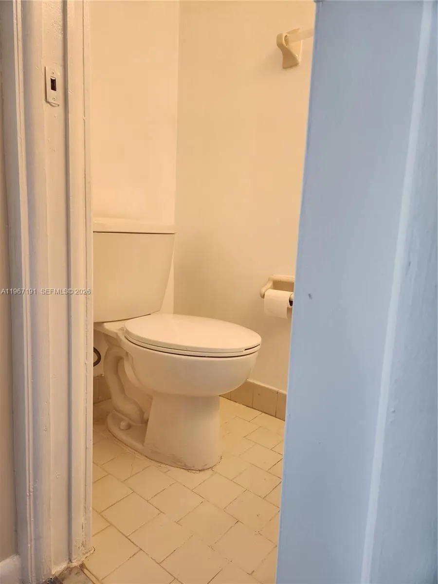 Miami, Florida 33172, 2 Bedrooms Bedrooms, ,2 BathroomsBathrooms,Residential Lease,For Rent,A11967191