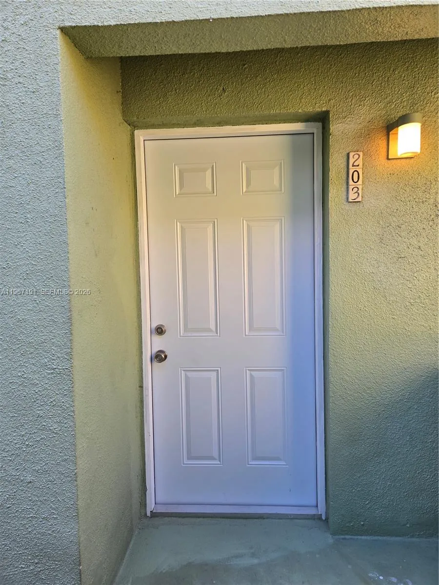 Miami, Florida 33172, 2 Bedrooms Bedrooms, ,2 BathroomsBathrooms,Residential Lease,For Rent,A11967191