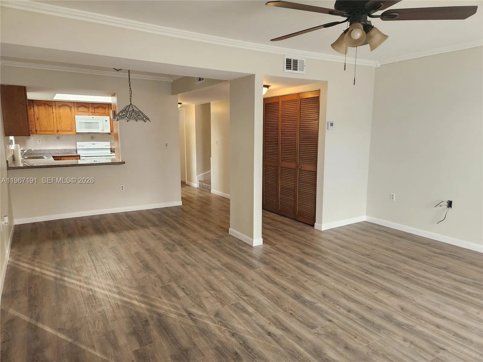 Miami, Florida 33172, 2 Bedrooms Bedrooms, ,2 BathroomsBathrooms,Residential Lease,For Rent,A11967191