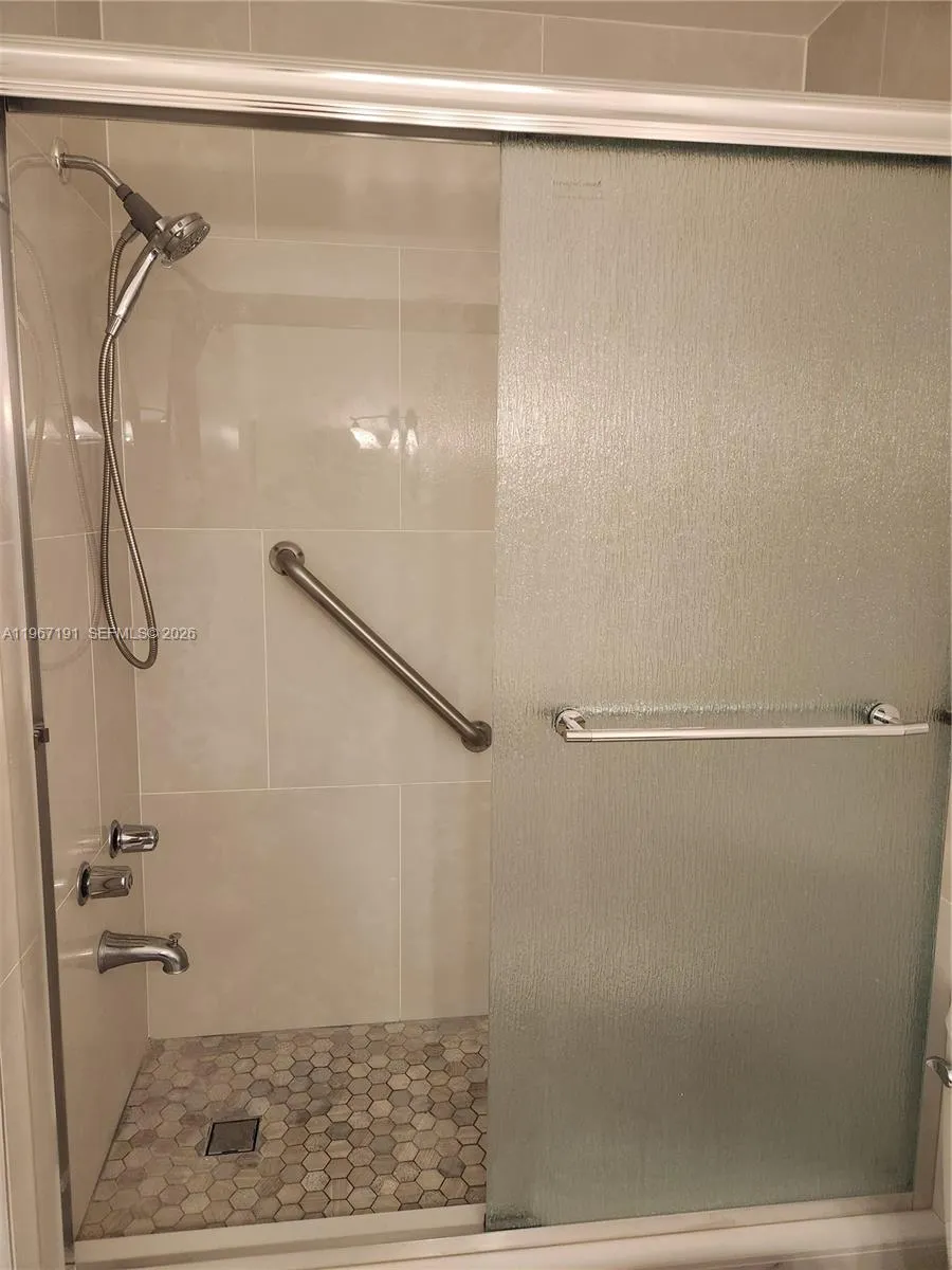 Miami, Florida 33172, 2 Bedrooms Bedrooms, ,2 BathroomsBathrooms,Residential Lease,For Rent,A11967191