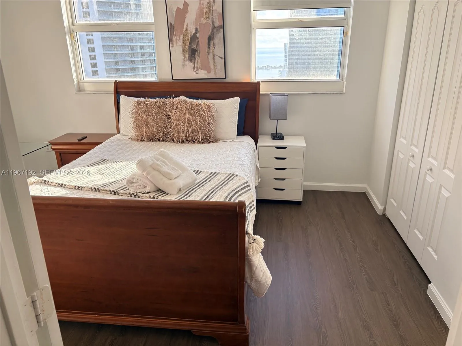 1200 Brickell Bay Dr 3923, Miami, Florida 33131, Miami, Florida 33131, 2 Bedrooms Bedrooms, ,2 BathroomsBathrooms,Residential,For Sale,1200 Brickell Bay Dr 3923, Miami, Florida 33131,A11967192