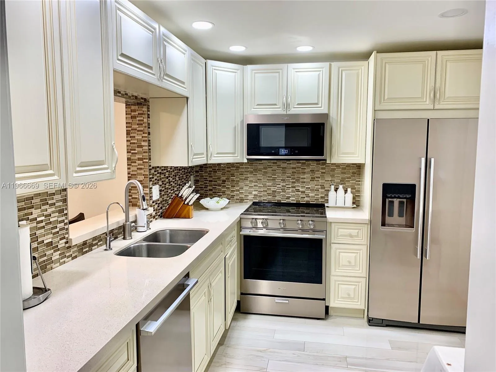 619 Ne 14th Ave 301, Hallandale Beach, Florida 330, Hallandale Beach, Florida 33009, 2 Bedrooms Bedrooms, ,2 BathroomsBathrooms,Residential,For Sale,619 Ne 14th Ave 301, Hallandale Beach, Florida 330,A11966669 619 Ne 14th Ave 301, Hallandale Beach, Florida 330, Hallandale Beach, Florida 33009, 2 Bedrooms Bedrooms, ,2 BathroomsBathrooms,Residential,For Sale,619 Ne 14th Ave 301, Hallandale Beach, Florida 330,A11966669
